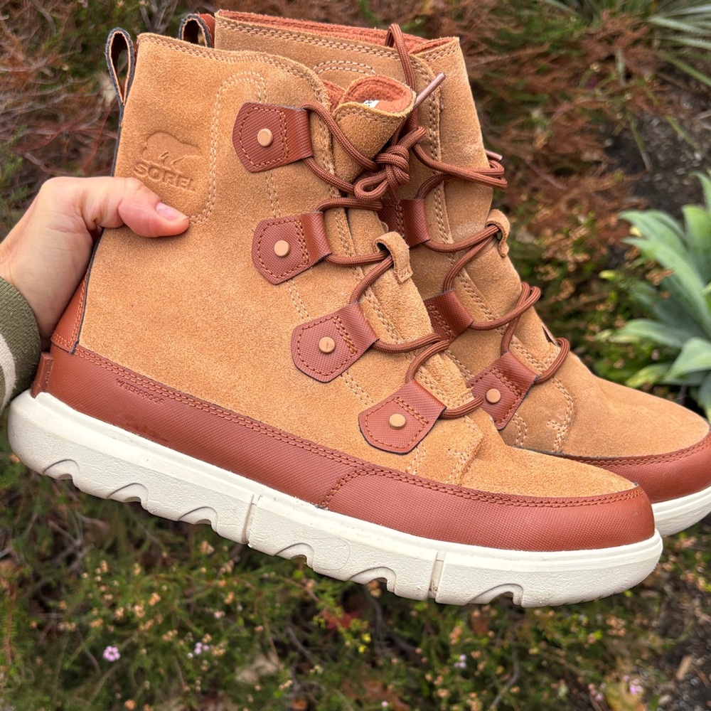 Sorel Men's Tan and Brown Lace-Up Boots - Picture 16 of 16